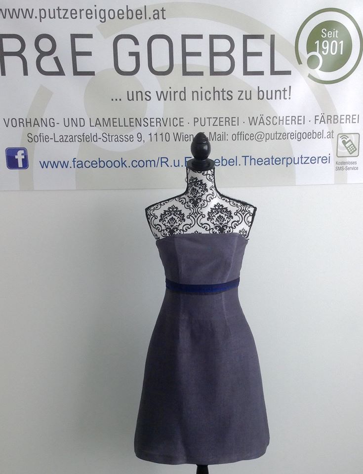 noni-eingefärbtes Brautkleid nach der Hochzeit von der Theaterputzerei Goebel in Wien