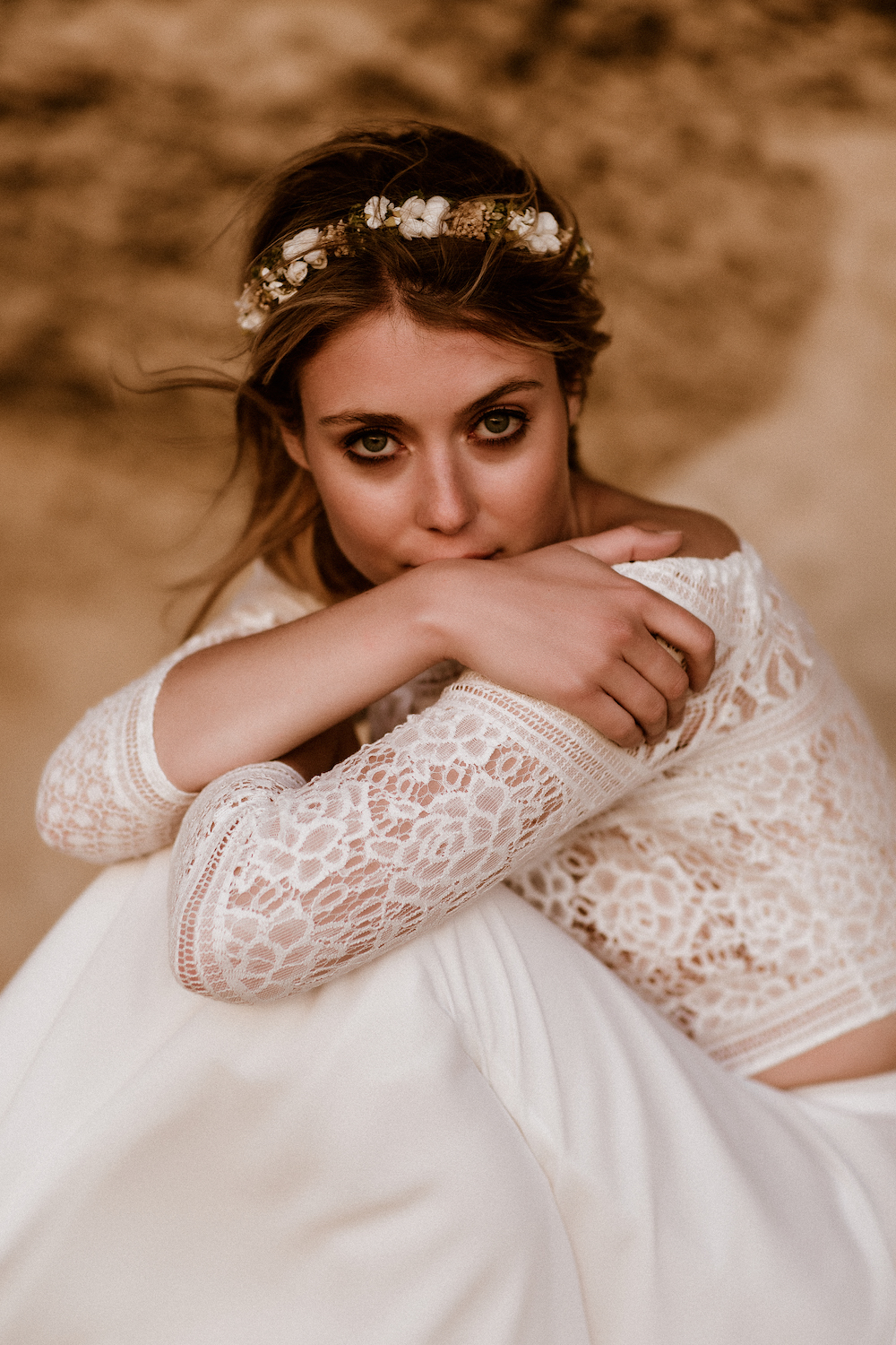 noni Hochzeitskleid, Zweiteiler-Brautkleid mit Carmen-Top aus Boho Spitze